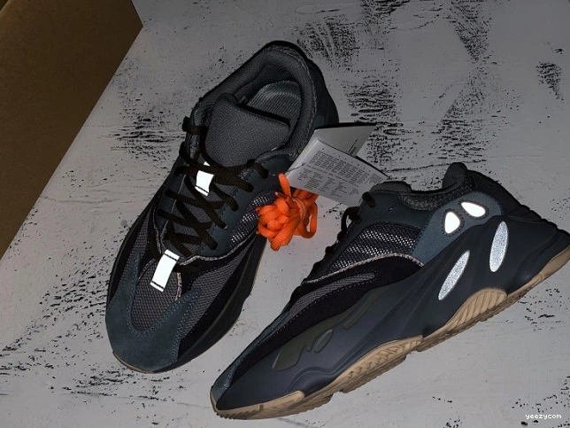 Blue Adidas Yeezy Boost 700 FW2499 Teal 1122